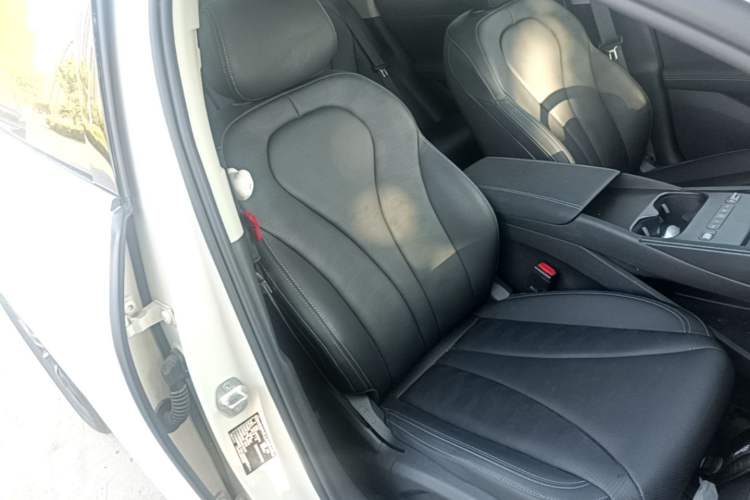Used BYD Seal 06 New Energy 2026 Model DM-i Ultra-Enjoyment Edition 210KM Prestige Version Right Front Seat
