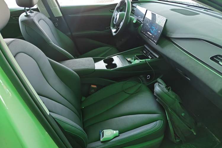 Used BYD Seal 06 New Energy 2026 DM-i Ultra-Enjoyment 128KM Smart Enjoyment Model Right Front Seat