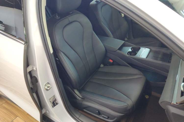 Used BYD Seal 06 New Energy 2026 Model DM-i Ultra-Enjoyment Edition 210KM Prestige Version Right Front Seat