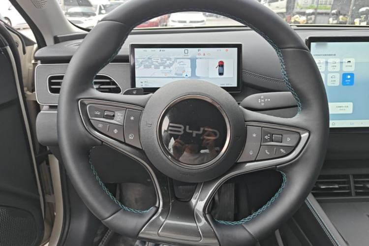 Used BYD Seal 06 New Energy 2026 DM-i Ultra-Enjoyment 128KM Smart Enjoyment Model Steering Wheel