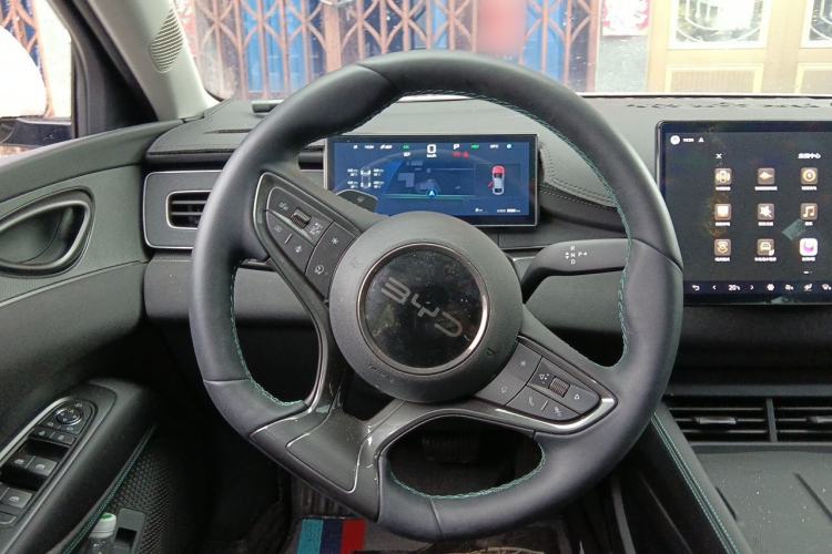 Used BYD Seal 06 New Energy 2026 DM-i Ultra-Enjoyment 128KM Smart Enjoyment Model Steering Wheel