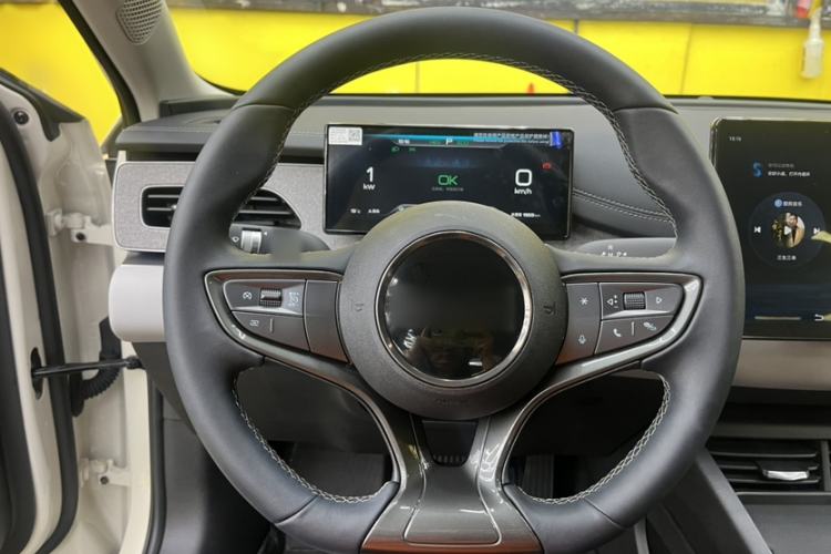 Used BYD Seal 06 New Energy 2026 DM-i Ultra-Enjoyment 128KM Luxury Edition Steering Wheel