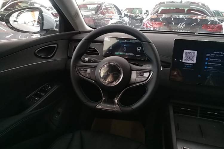 Used BYD Seal 06 New Energy 2026 DM-i Ultra-Enjoyment 128KM Luxury Edition Steering Wheel