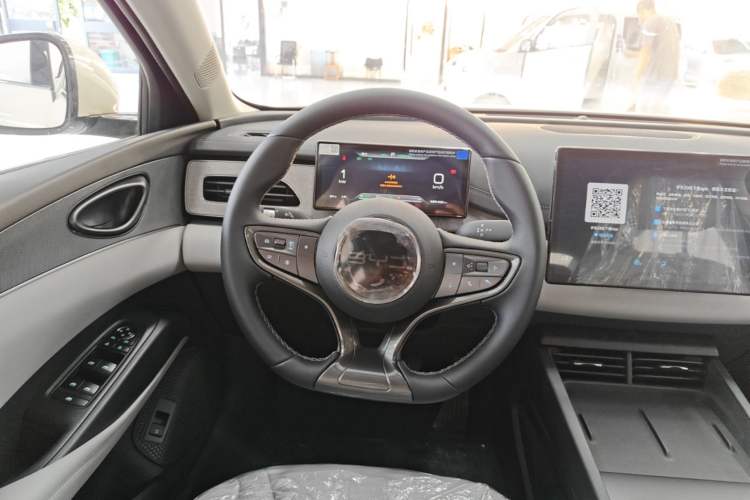 Used BYD Seal 06 New Energy 2026 DM-i Ultra-Enjoyment 128KM Luxury Edition Steering Wheel