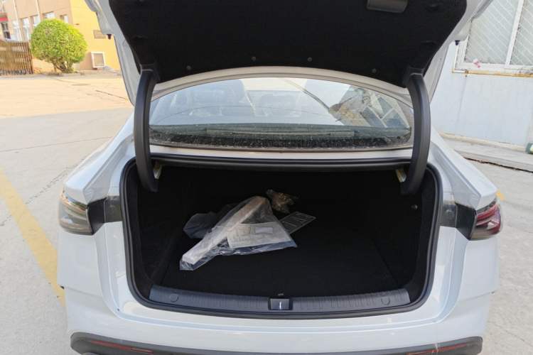 Used BYD Seal 06 New Energy 2026 DM-i Ultra-Enjoyment 128KM Luxury Edition Trunk
