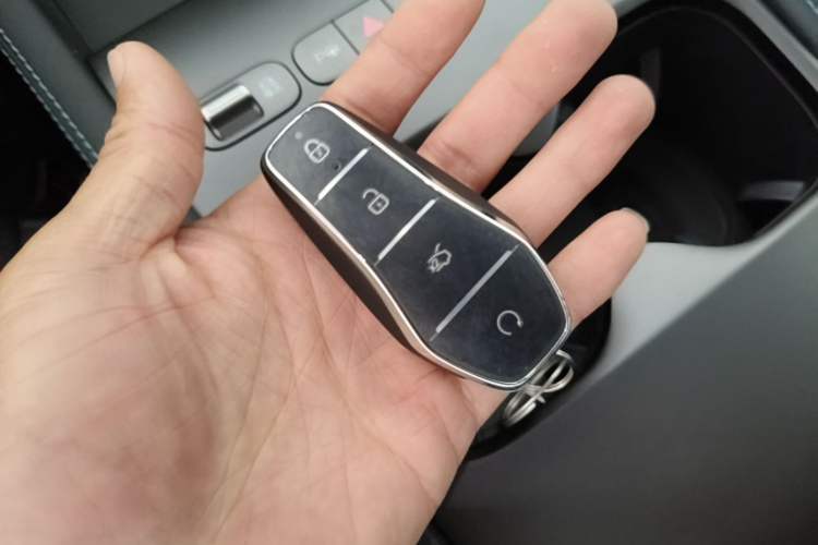 Used BYD Seal 06 New Energy 2026 DM-i Ultra-Enjoyment 128KM Smart Enjoyment Model Vehicle Key