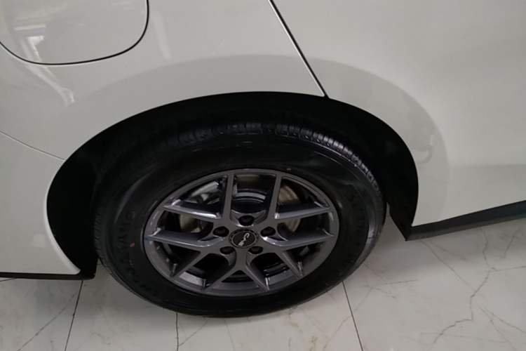 Used BYD Seal 06 New Energy 2026 DM-i Ultra-Enjoyment 128KM Luxury Edition Exterior 5