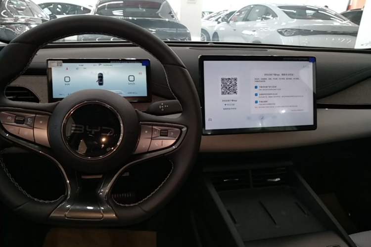 Used BYD Seal 06 New Energy 2026 DM-i Ultra-Enjoyment 128KM Luxury Edition Gear Lever