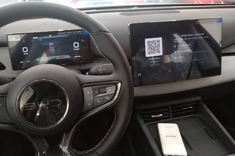 Used BYD Seal 06 New Energy 2026 DM-i Ultra-Enjoyment 128KM Luxury Edition Gear Lever