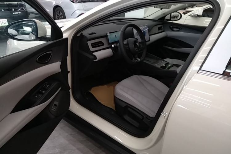 Used BYD Seal 06 New Energy 2026 DM-i Ultra-Enjoyment 128KM Luxury Edition Left Front Seat