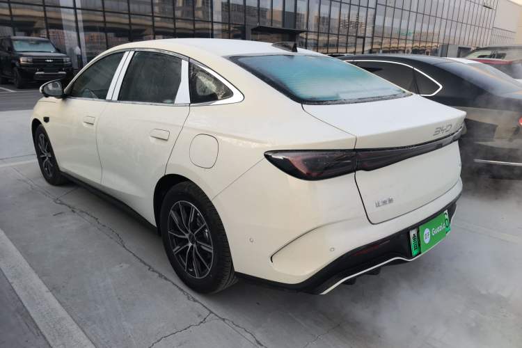 Used BYD Seal 06 New Energy 2026 DM-i Ultra-Enjoyment 128KM Smart Enjoyment Model Left Side
