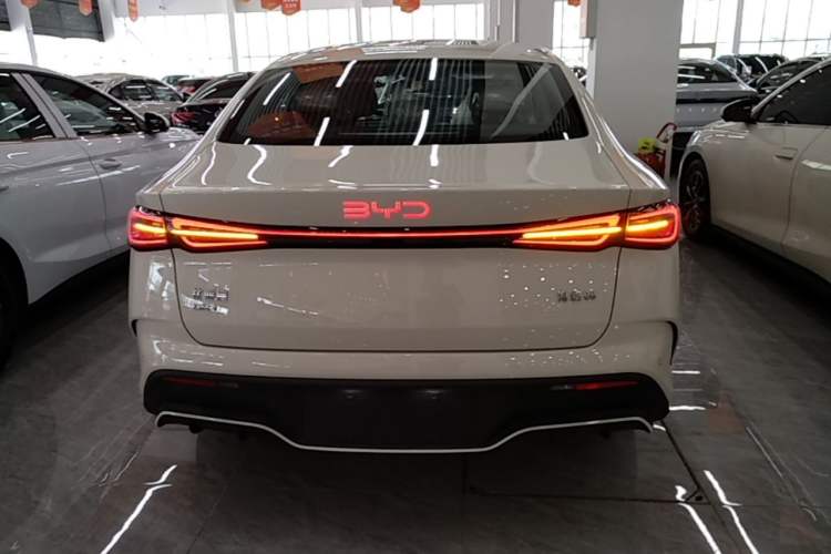 Used BYD Seal 06 New Energy 2026 DM-i Ultra-Enjoyment 128KM Luxury Edition Rear