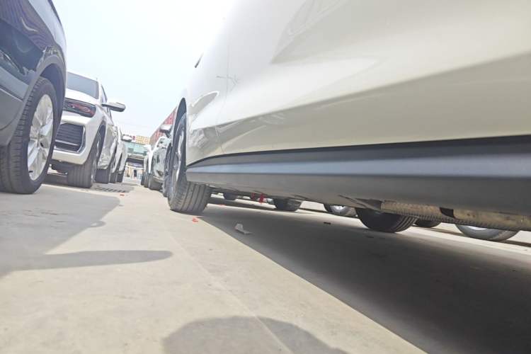 Used BYD Seal 06 New Energy 2026 DM-i Ultra-Enjoyment 128KM Luxury Edition Right Side Sill
