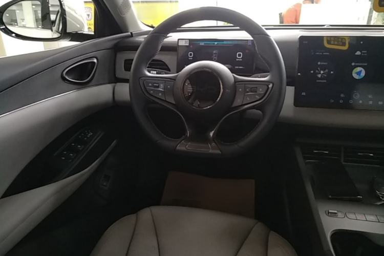 Used BYD Seal 06 New Energy 2026 DM-i Ultra-Enjoyment 128KM Luxury Edition Steering Wheel