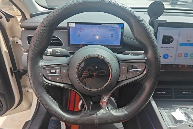 Used BYD Seal 06 New Energy 2026 DM-i Ultra-Enjoyment 128KM Luxury Edition Steering Wheel
