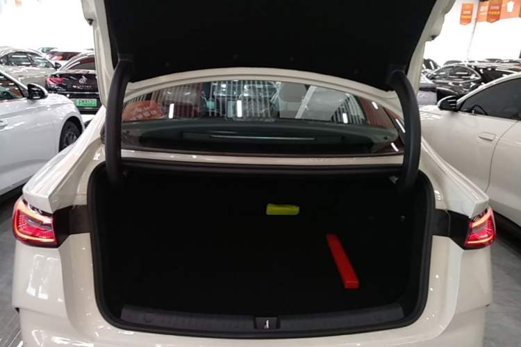 Used BYD Seal 06 New Energy 2026 DM-i Ultra-Enjoyment 128KM Luxury Edition Trunk