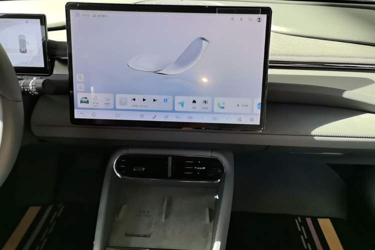 Used BYD Seal 06GT 2025 605 Heatwave Edition Audio And AC Panel