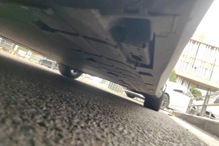 Used BYD Seal 06GT 2025 505 Wave Plus Edition Chassis Front Left