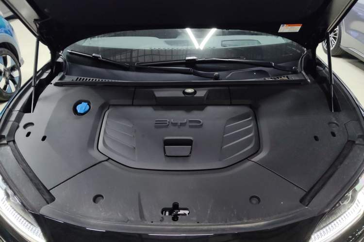 Used BYD Seal 06GT 2025 550 All-Wheel-Drive Heatwave Edition Engine Bay