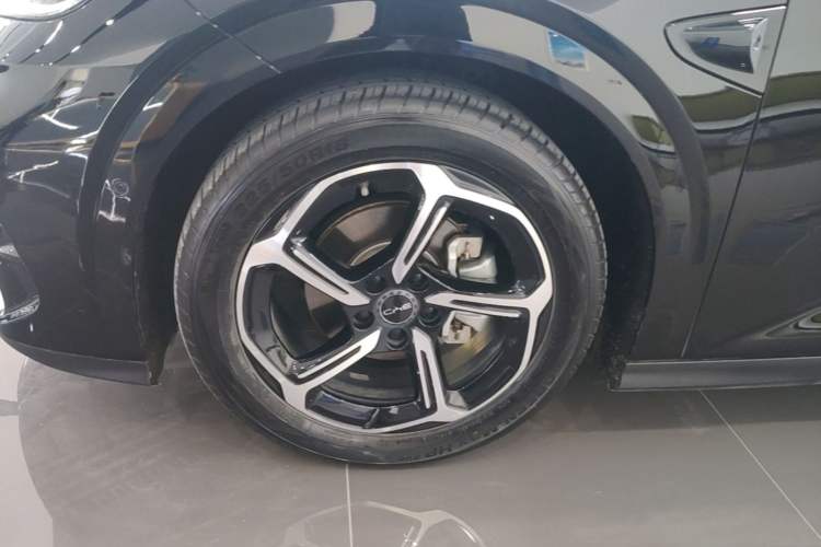 Used BYD Seal 06GT 2025 Intelligent Driving Version 605 Heatwave Edition Exterior 4