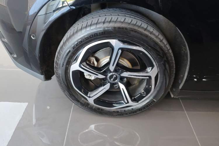 Used BYD Seal 06GT 2025 Intelligent Driving Version 605 Heatwave Edition Exterior 5