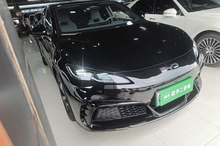 Used BYD Seal 06GT 2025 505 Wave Plus Edition Front Right 45 Deg