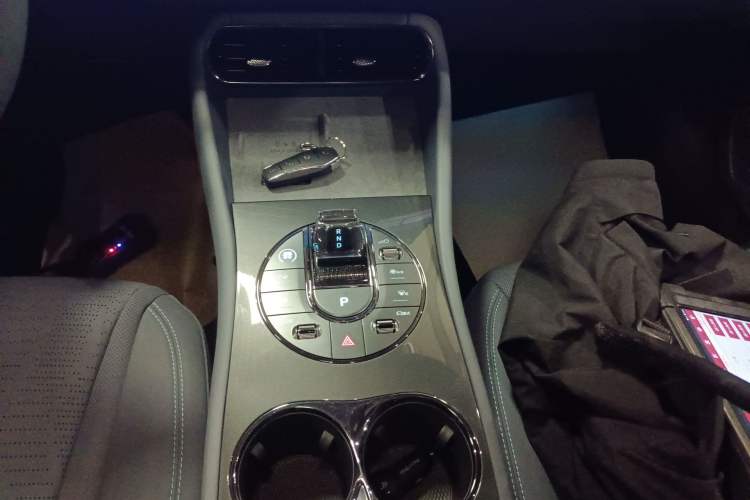 Used BYD Seal 06GT 2025 605 Heatwave Edition Gear Lever
