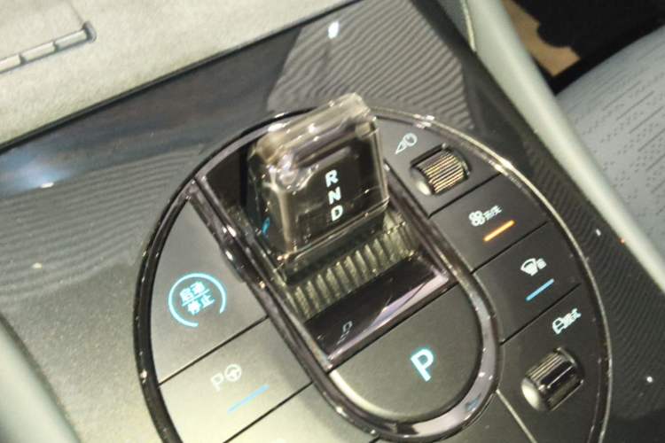 Used BYD Seal 06GT 2025 605 Heatwave Edition Gear Lever