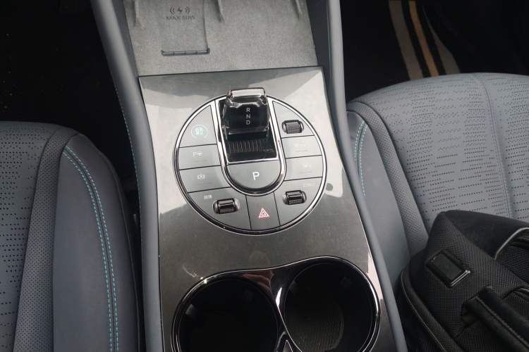 Used BYD Seal 06GT 2025 Intelligent Driving Version 605 Heatwave Edition Gear Lever
