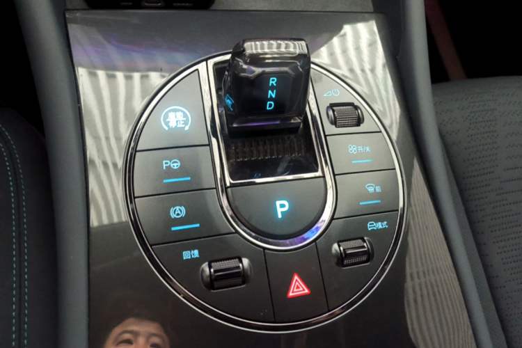 Used BYD Seal 06GT 2025 Intelligent Driving Version 505 Wave Plus Edition Gear Lever