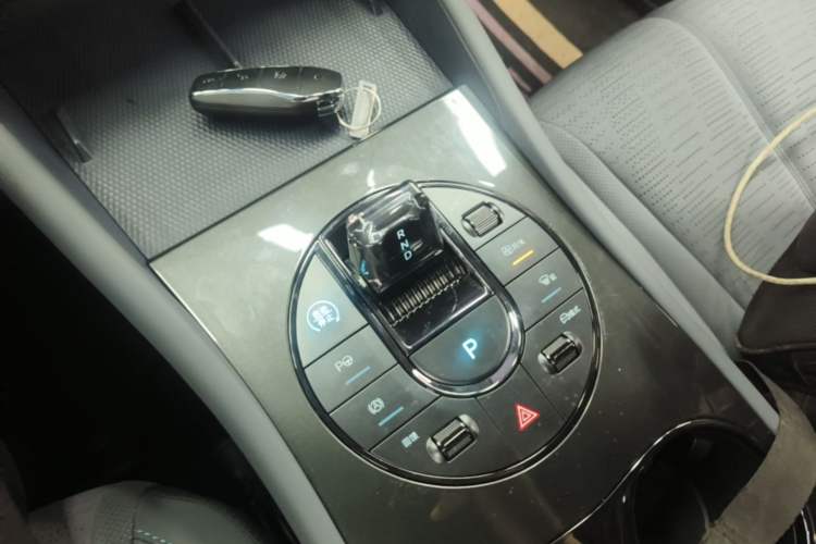 Used BYD Seal 06GT 2025 Intelligent Driving Version 505 Wave Edition Gear Lever