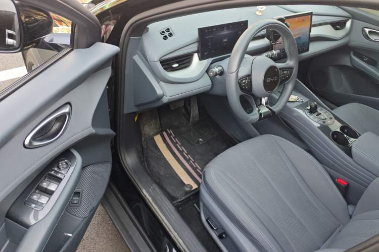 Used BYD Seal 06GT 2025 505 Wave Edition Interior 3