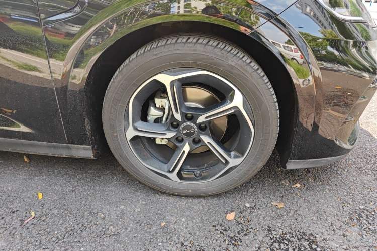 Used BYD Seal 06GT 2025 605 Heatwave Edition Right Front Wheel Hub