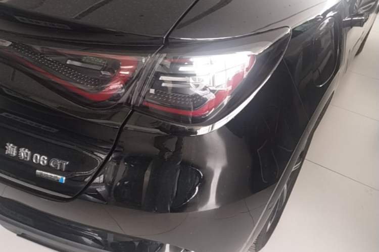 Used BYD Seal 06GT 2025 Intelligent Driving Version 505 Wave Edition Right Rear Taillight