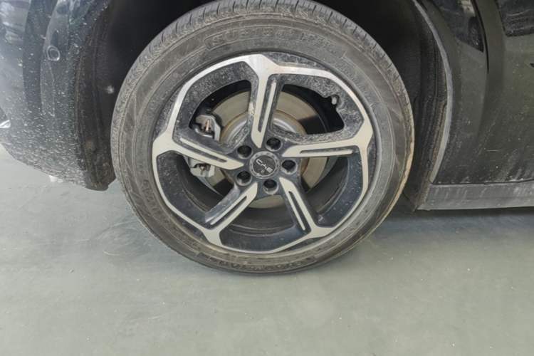 Used BYD Seal 06GT 2025 Intelligent Driving Version 605 Heatwave Edition Right Rear Wheel Hub