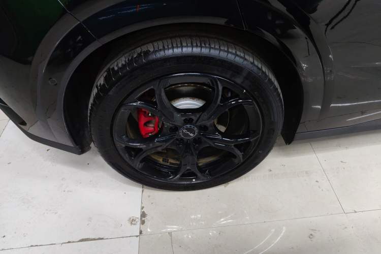 Used BYD Seal 06GT 2025 550 All-Wheel-Drive Heatwave Edition Right Rear Wheel Hub