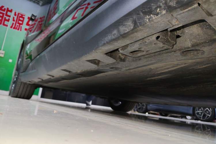 Used BYD Seal 06GT 2025 550 All-Wheel-Drive Heatwave Edition Right Side Sill