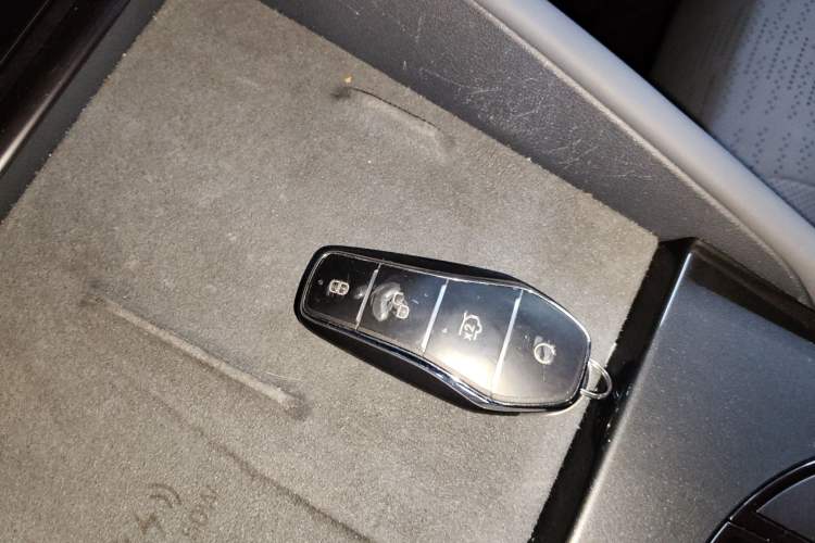 Used BYD Seal 06GT 2025 550 All-Wheel-Drive Heatwave Edition Vehicle Key