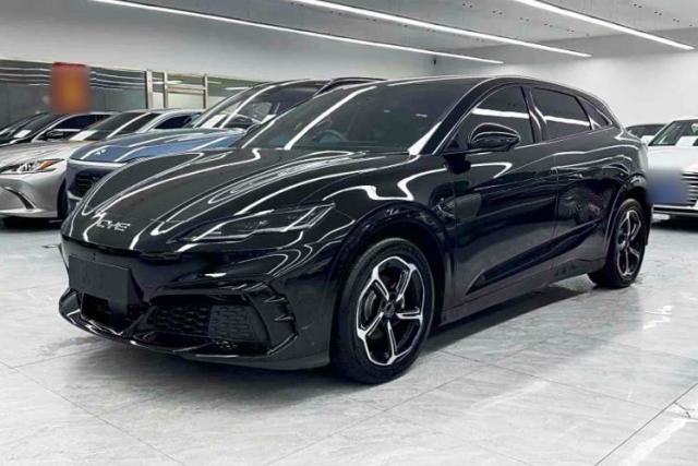 Ojetý BYD Seal 06GT 2025 505 Wave Edition