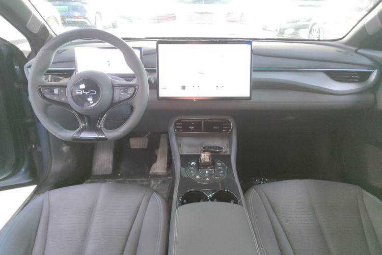 Used BYD Seal 06GT 2025 Intelligent Driving Version 605 Heatwave Edition Center Console