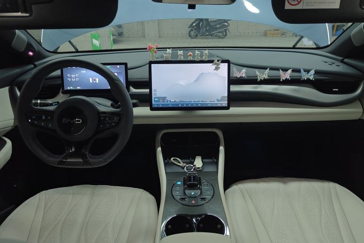 Used BYD Seal 06GT 2025 Intelligent Driving Version 505 Wave Edition Center Console