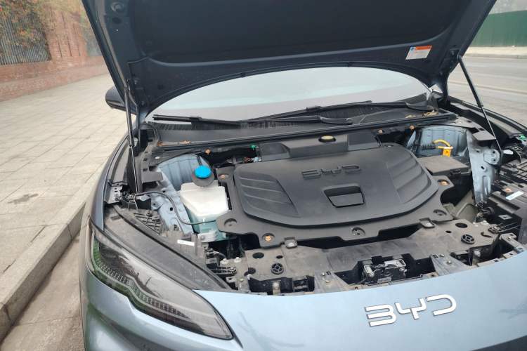 Used BYD Seal 06GT 2025 605 Heatwave Edition Engine Bay Right