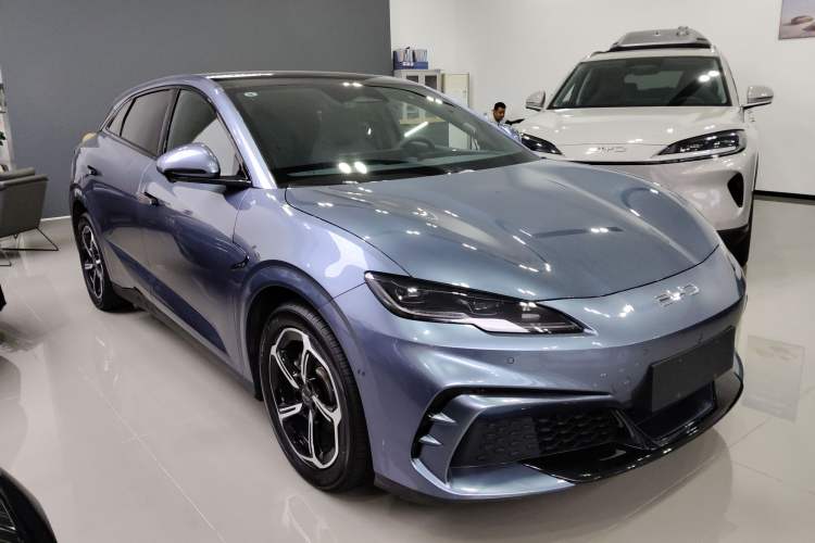Used BYD Seal 06GT 2025 605 Heatwave Edition Exterior 2