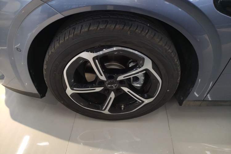 Used BYD Seal 06GT 2025 Intelligent Driving Version 605 Heatwave Edition Exterior 4