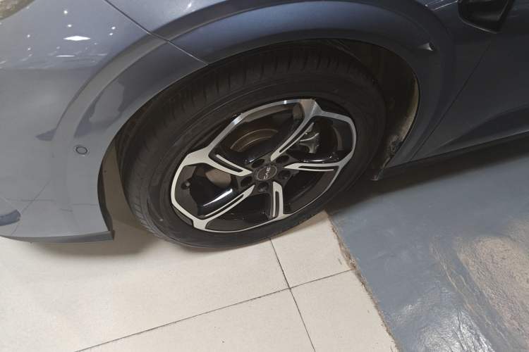 Used BYD Seal 06GT 2025 Intelligent Driving Version 605 Heatwave Edition Exterior 4