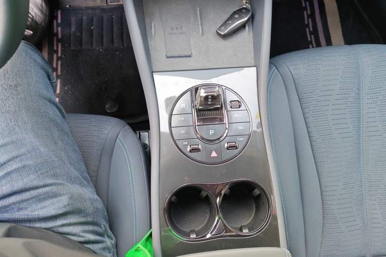 Used BYD Seal 06GT 2025 Intelligent Driving Version 605 Heatwave Edition Gear Lever