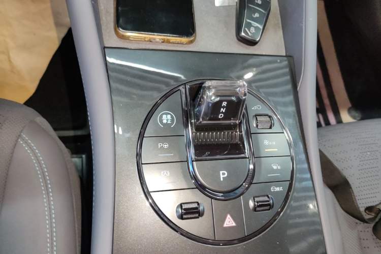 Used BYD Seal 06GT 2025 Intelligent Driving Version 605 Heatwave Edition Gear Lever