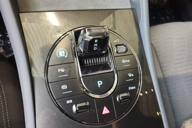 Used BYD Seal 06GT 2025 Intelligent Driving Version 605 Heatwave Edition Gear Lever
