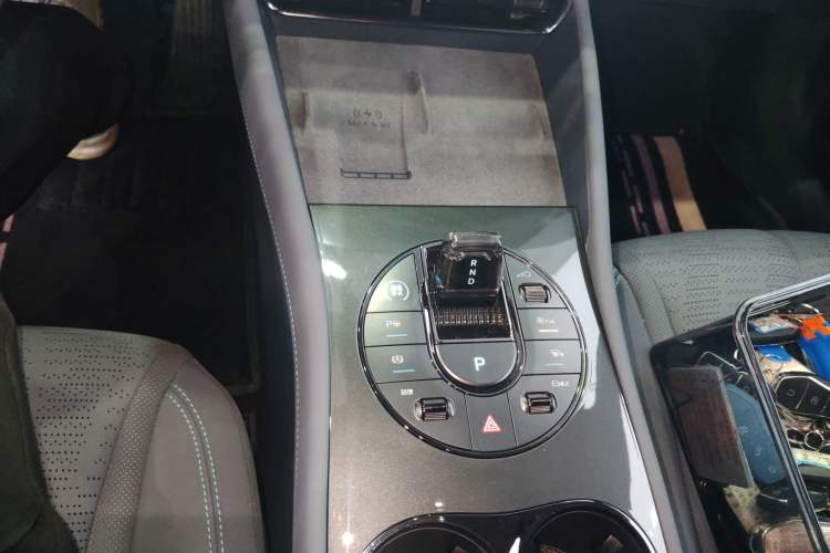 Used BYD Seal 06GT 2025 Intelligent Driving Version 605 Heatwave Edition Gear Lever