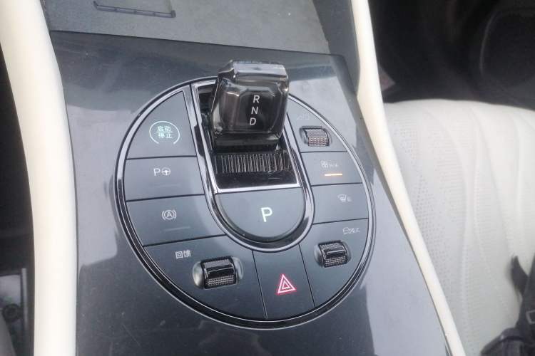 Used BYD Seal 06GT 2025 605 Heatwave Edition Gear Lever